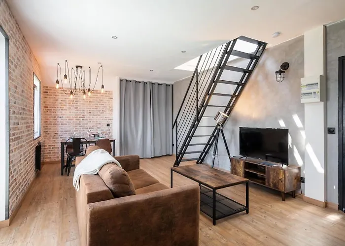 Superbe Loft Industriel - Casa Vostra - Caution 800 Eur & Id Requises - Tram-frontiere アパート *